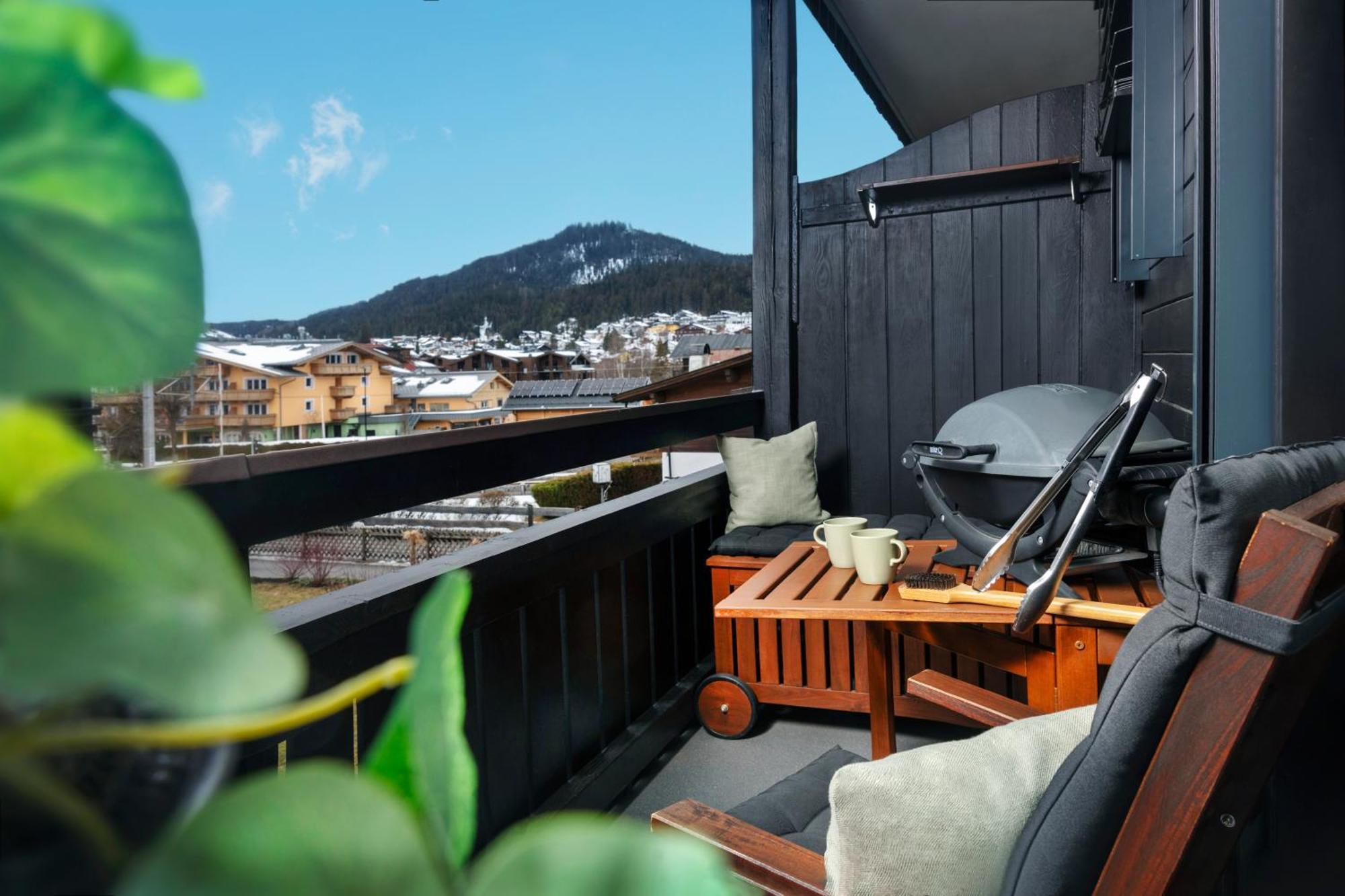 Alpine Suite Seefeld ゼーフェルト・イン・チロル エクステリア 写真